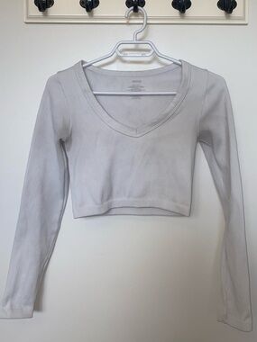 Ardene White Ribbed V-Neck Cropped Long Sleeve Top